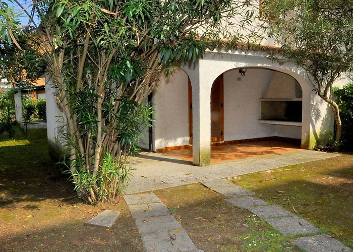 公寓 Your Garden Heaven In The Heart Of Lido Dei Pini 比比翁