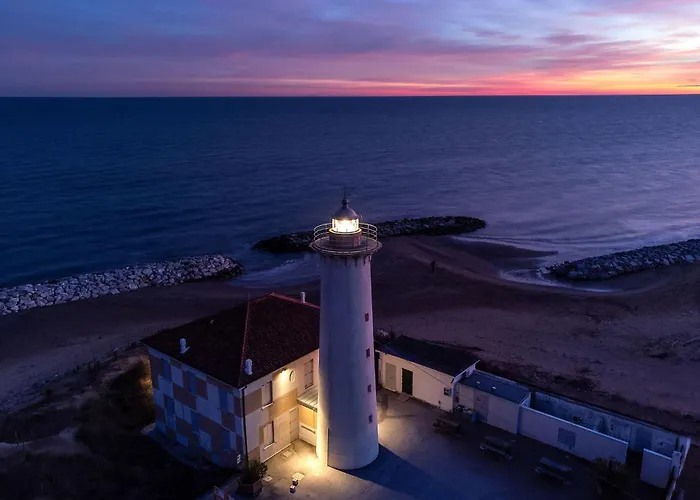 Your Garden Heaven In The Heart Of Lido Dei Pini * 比比翁