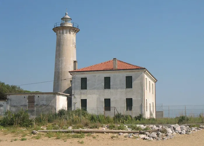 公寓 Your Garden Heaven In The Heart Of Lido Dei Pini