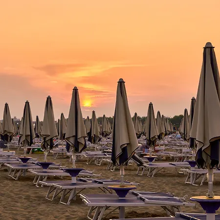 Appartamento Your Garden Heaven In The Heart Of Lido Dei Pini Bibione