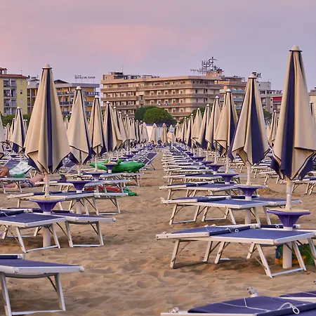 Apartmán Your Garden Heaven In The Heart Of Lido Dei Pini