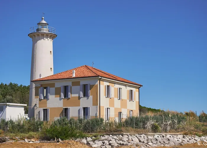 Your Garden Heaven In The Heart Of Lido Dei Pini *