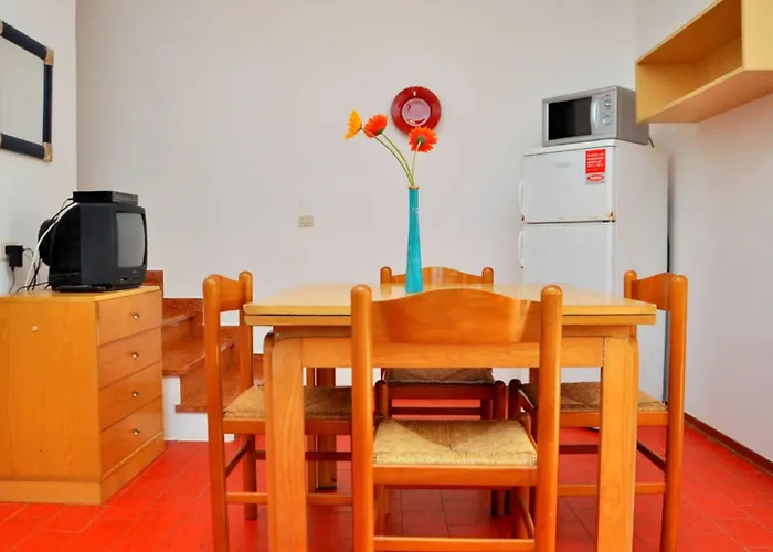 Appartamento Your Garden Heaven In The Heart Of Lido Dei Pini *